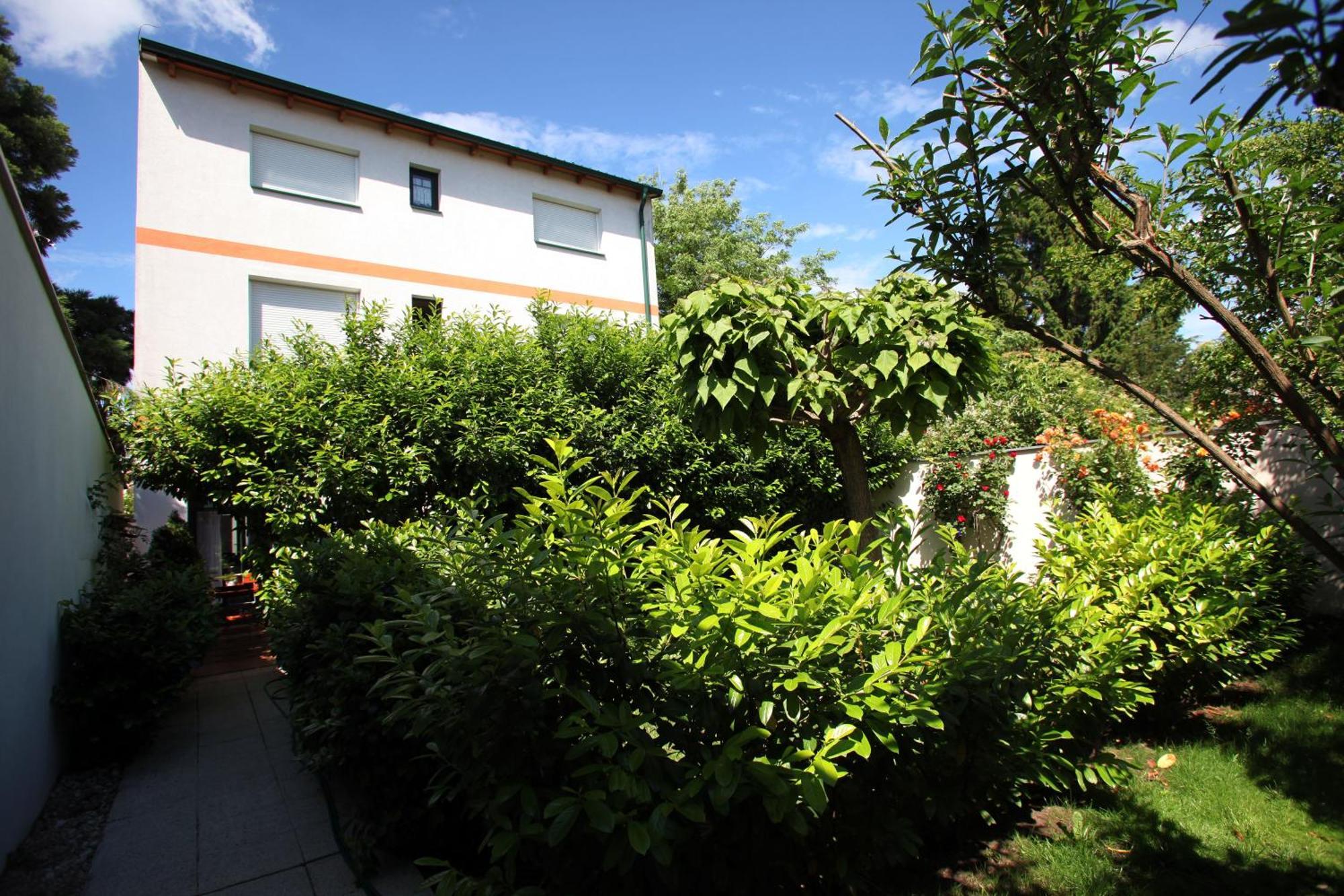 Landhaus Klambauer Ferienapartments Thermennaehe St Martins Therme Frauenkirchen Extérieur photo